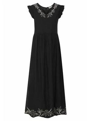 Długa sukienka b.Young