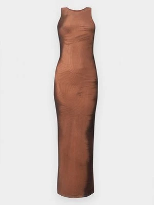 Długa sukienka Bershka