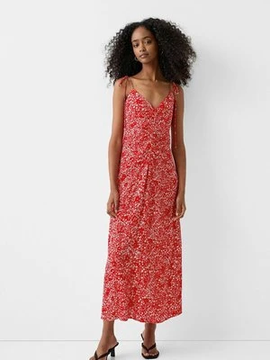 Długa sukienka Bershka