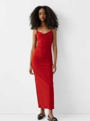 Długa sukienka Bershka