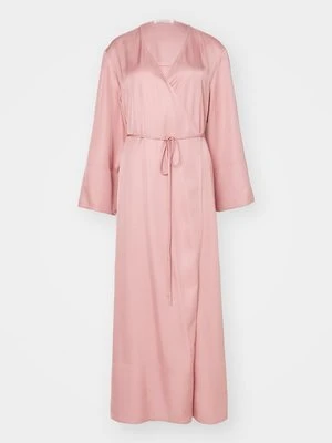 Długa sukienka By Malene Birger