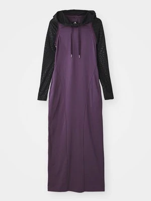 Długa sukienka Converse