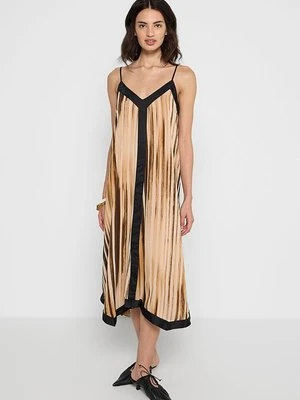 Długa sukienka DKNY