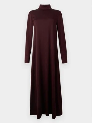 Długa sukienka drykorn