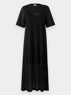 Długa sukienka drykorn