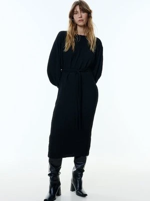 Długa sukienka EDITED