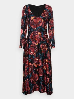 Długa sukienka esprit collection