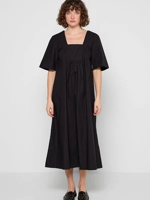 Długa sukienka Ganni