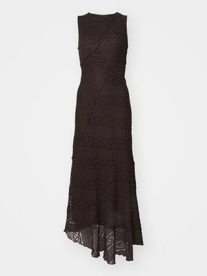 Długa sukienka Gina Tricot