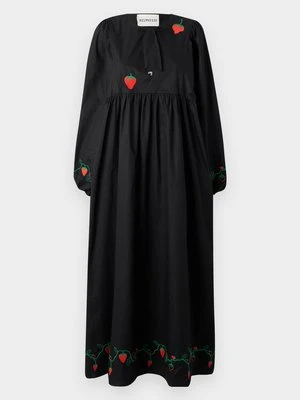 Długa sukienka Helmstedt