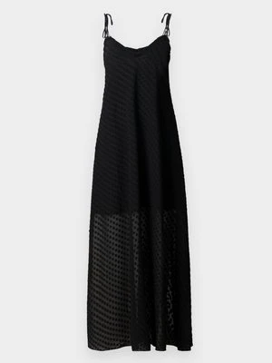 Długa sukienka HUGO