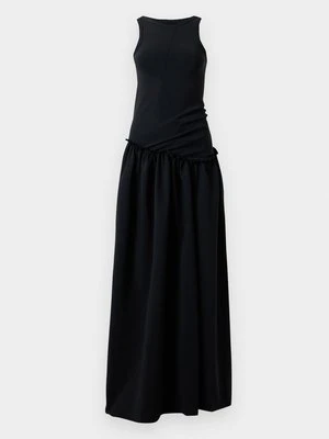 Długa sukienka Ioannes