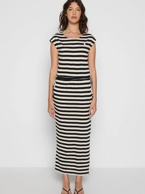 Długa sukienka khujo