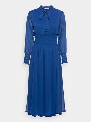 Długa sukienka La Strada Unica