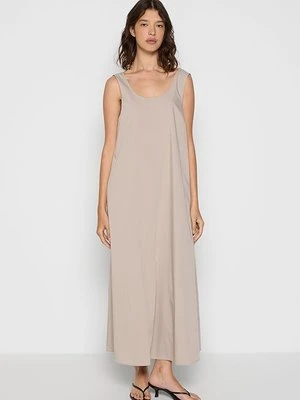 Długa sukienka Minimum