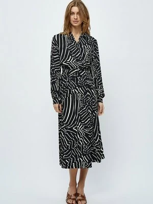 Długa sukienka Minus