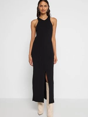 Długa sukienka Nanushka