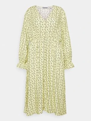 Długa sukienka NU-IN