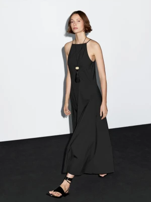 Długa Sukienka O Rozszerzanym Kroju Z Dekoltem Halter - Czarny - - Massimo Dutti - Kobieta