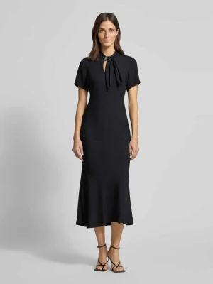 Długa sukienka o wąskim kroju z czystej wiskozy model ‘KIWENI’ HUGO