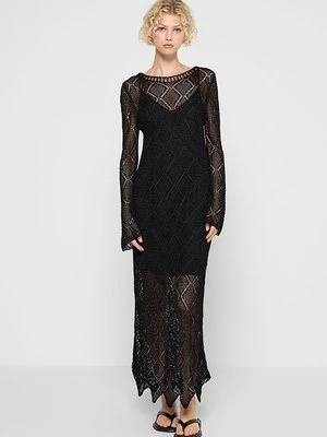 Długa sukienka & Other Stories