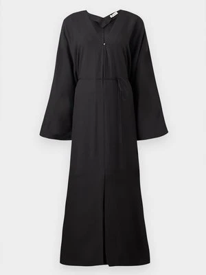 Długa sukienka Rodebjer