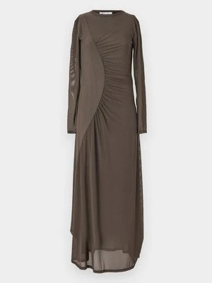 Długa sukienka Samsøe Samsøe