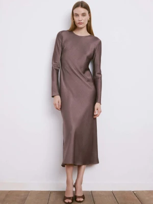 Długa sukienka satynowa z teksturą jasny/pastelowa purpura - Kobieta - - MANGO