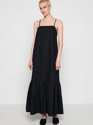 Długa sukienka Selected