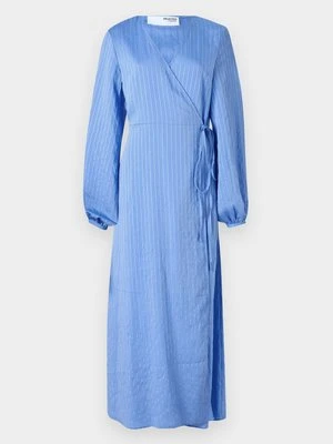 Długa sukienka Selected Femme