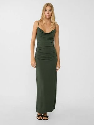 Długa sukienka Stradivarius