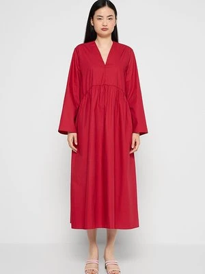 Długa sukienka United Colors of Benetton