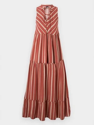 Długa sukienka Vero Moda