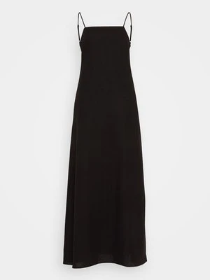 Długa sukienka Vero Moda