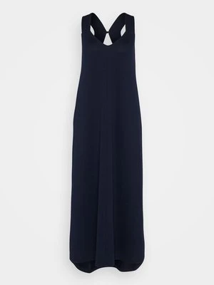 Długa sukienka Vero Moda Petite