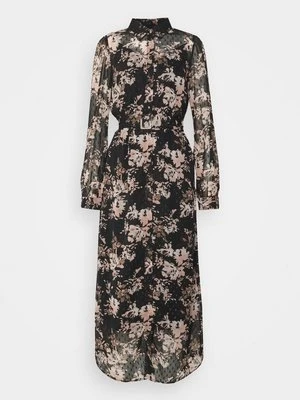 Długa sukienka Vero Moda Tall