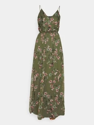 Długa sukienka Vero Moda Tall