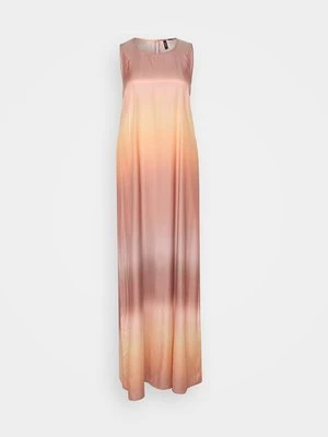 Długa sukienka Vero Moda Tall
