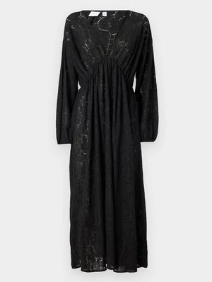 Długa sukienka Vila