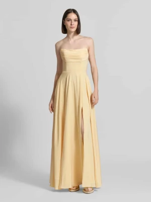 Długa sukienka w stylu z odkrytymi ramionami LUXUAR FASHION