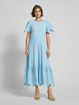Długa sukienka z ażurowym wzorem Selected Femme