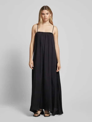 Długa sukienka z cienkimi ramiączkami model ‘Flowy’ Gina Tricot