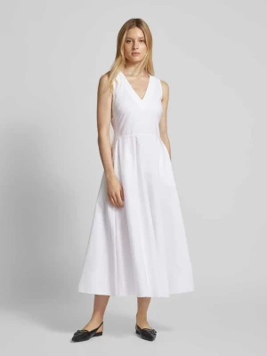 Długa sukienka z dekoltem w serek Stefanel