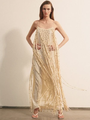 Długa sukienka z kulkami i frędzlami złamana biel - Kobieta - - MANGO