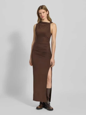 Długa sukienka z marszczeniami model ‘Domique’ LeGer by Lena Gercke