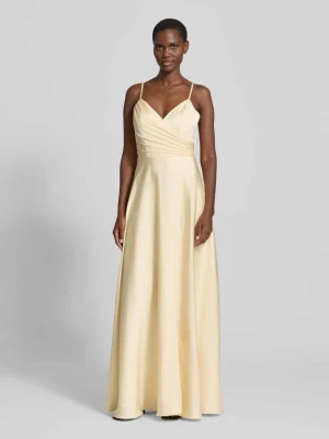 Długa sukienka z satyny z drapowaniami Laona