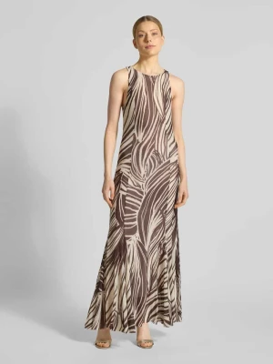 Długa sukienka z tylnym wycięciem w kształcie łezki Guess