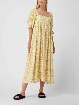Długa sukienka ze wzorem w zebrę model ‘Patricia’ EDITED