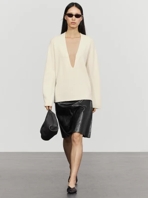 Długi Dzianinowy Sweter Z Detalem Przy Dekolcie - Opal Pop - Massimo Dutti - Female