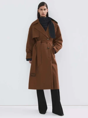 Długi trencz dwurzędowy brązowy - Kobieta - - MANGO